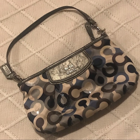 Coach Handbags - COACH MADISON OP ART LARGE SEQUIN WRISTLET